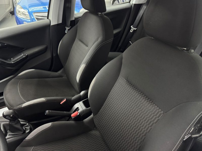 PEUGEOT 208 1.6 BLUE HDI 75ch ACTIVE GARANTIE 12 MOIS 2EME MAIN HISTORIQUE COMPLET 🇨🇵