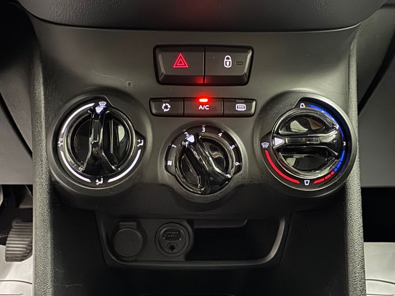 PEUGEOT 208 1.6 BLUE HDI 75ch ACTIVE GARANTIE 12 MOIS 2EME MAIN HISTORIQUE COMPLET 🇨🇵