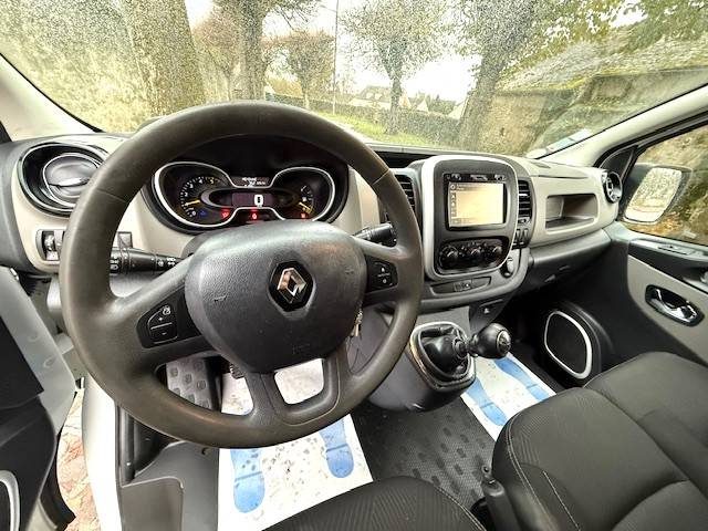RENAULT TRAFIC L1H1 1.6 DCI 115CH / ATTELAGE / 11500 HT