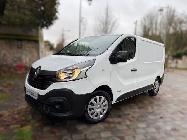 RENAULT TRAFIC L1H1 1.6 DCI 115CH / ATTELAGE / 11500 HT