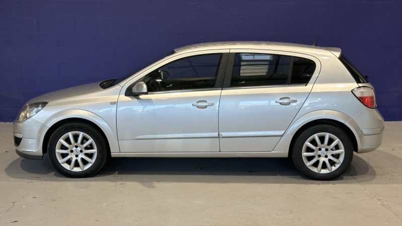 Opel Astra H 1.6 Twinport 101ch Élégance  - Faible kilométrage - 2nde main