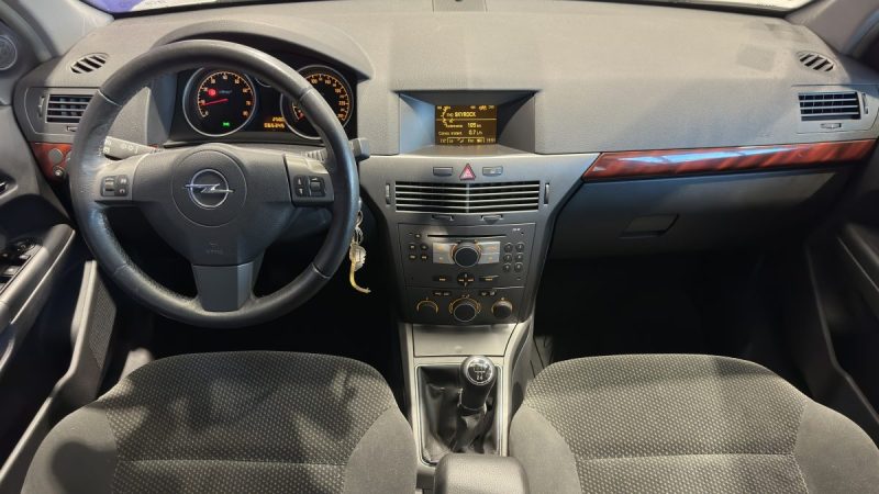 Opel Astra H 1.6 Twinport 101ch Élégance  - Faible kilométrage - 2nde main