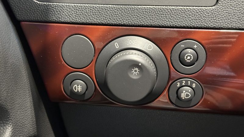 Opel Astra H 1.6 Twinport 101ch Élégance  - Faible kilométrage - 2nde main