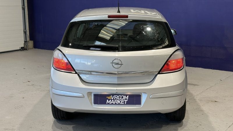 Opel Astra H 1.6 Twinport 101ch Élégance  - Faible kilométrage - 2nde main