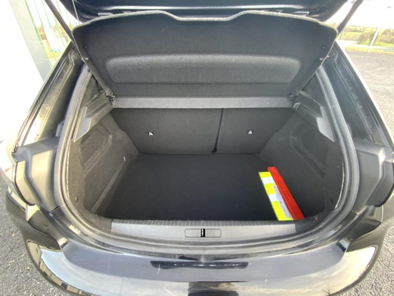 PEUGEOT 208 1.5 BLUE-HDI 100 CV ACTIVE  56 590KM 