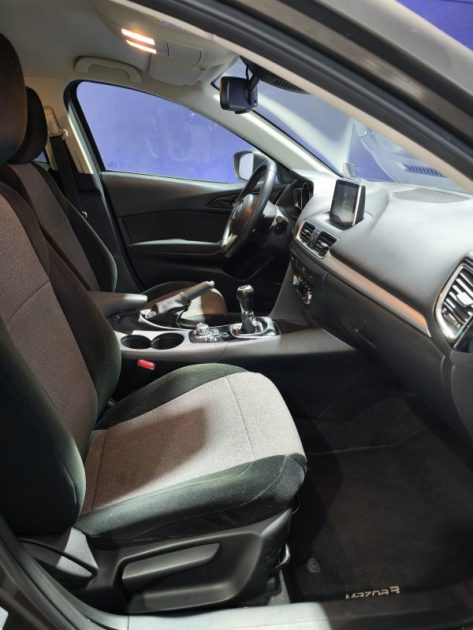 MAZDA MAZDA 3 1.5 105CV SKYACTIV - FINITION DYNAMIQUE - ENTRETIEN A JOUR 1.5 SKYACTIV-D 105 SÉLECTION 2016