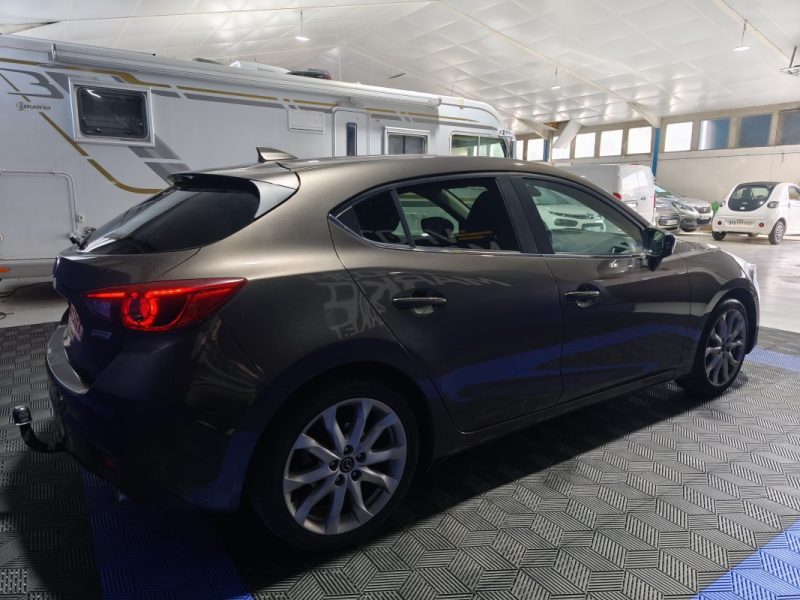 MAZDA MAZDA 3 1.5 105CV SKYACTIV - FINITION DYNAMIQUE - ENTRETIEN A JOUR 1.5 SKYACTIV-D 105 SÉLECTION 2016