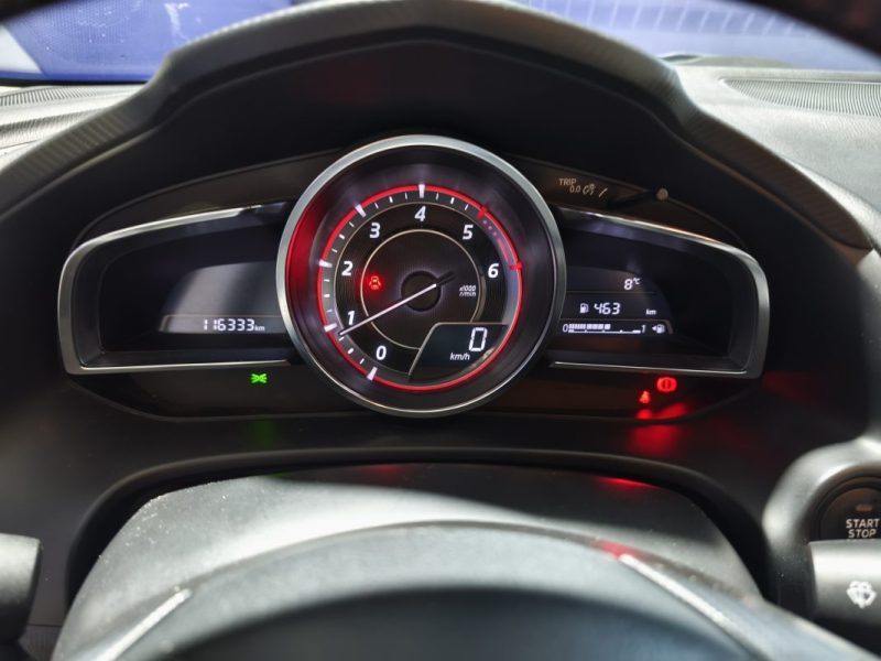 MAZDA MAZDA 3 1.5 105CV SKYACTIV - FINITION DYNAMIQUE - ENTRETIEN A JOUR 1.5 SKYACTIV-D 105 SÉLECTION 2016