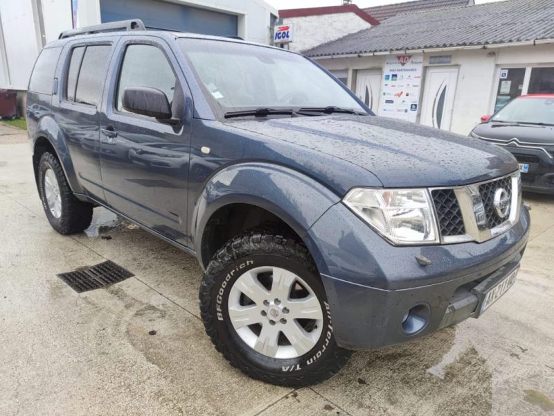 NISSAN PATHFIND. 2.5 SPORT 2006