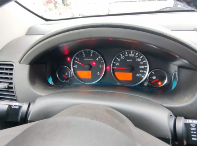 NISSAN PATHFIND. 2.5 SPORT 2006