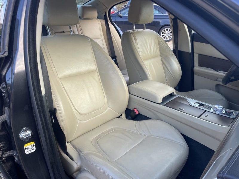 JAGUAR XF 2.2 D 200CH LUXE 2014