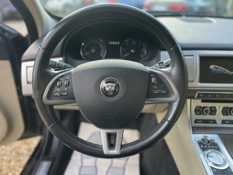 JAGUAR XF 2.2 D 200CH LUXE 2014
