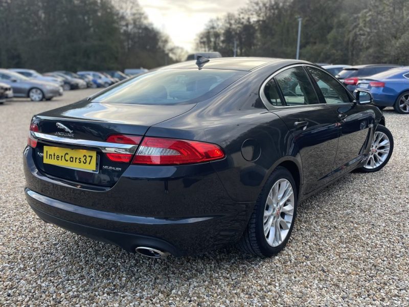 JAGUAR XF 2.2 D 200CH LUXE 2014