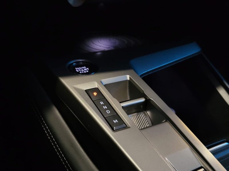 PEUGEOT 408 1.2 130CH S&S ALLURE PACK EAT8 CARPLAY / CAMERA / KEYLESS / ANGLES MORTS