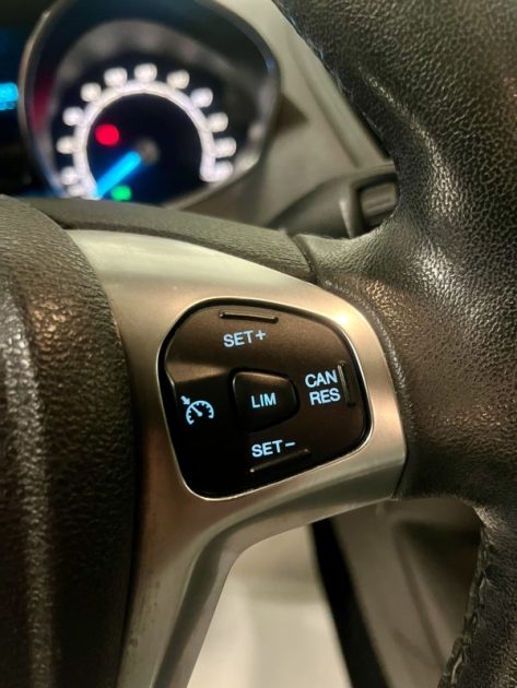 FORD Tourneo Courier 1.0 Ecoboost 100ch Titanium BVM 5 Portes 1ere Main GARANTIE 6 MOIS