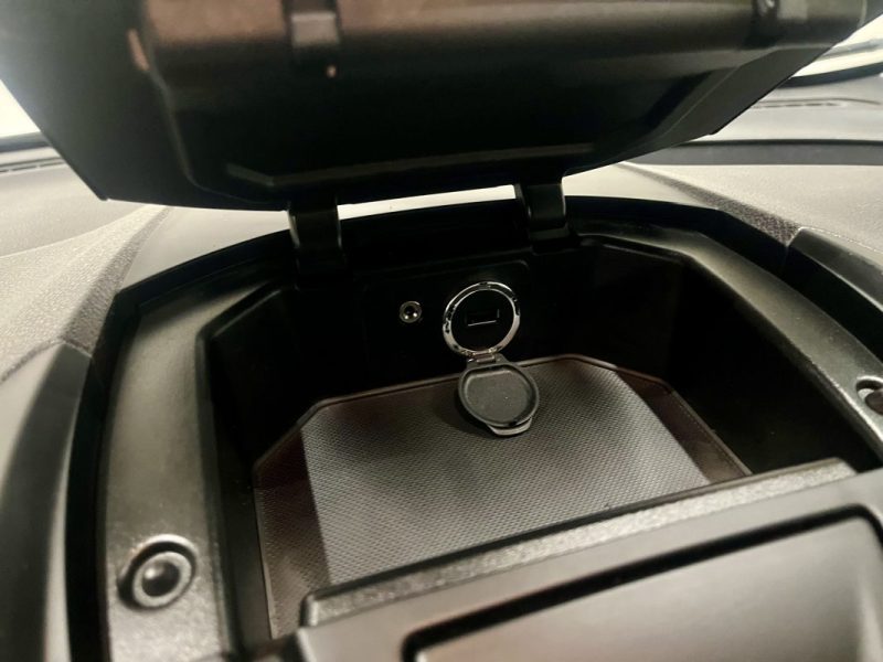 FORD Tourneo Courier 1.0 Ecoboost 100ch Titanium BVM 5 Portes 1ere Main GARANTIE 6 MOIS