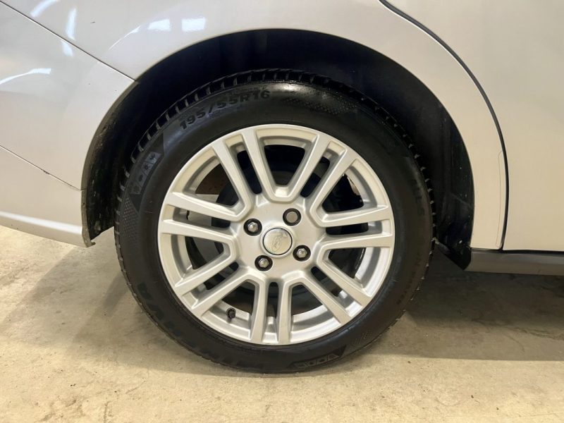 FORD Tourneo Courier 1.0 Ecoboost 100ch Titanium BVM 5 Portes 1ere Main GARANTIE 6 MOIS