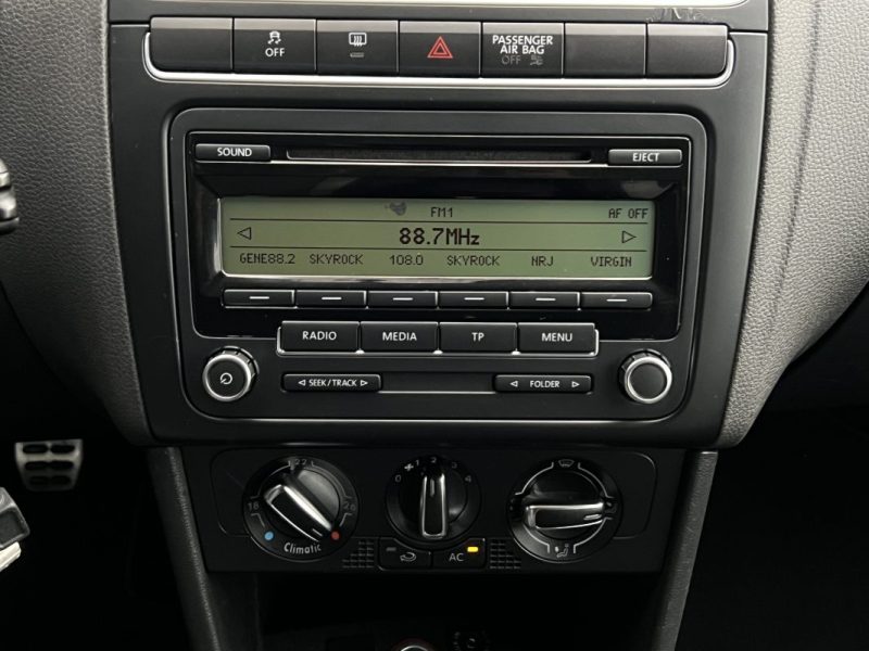 VOLKSWAGEN POLO 5 V CROSS POLO 1.4 85 Cv 5 PORTES REGULATEUR BLUETOOTH CRIT AIR 1
