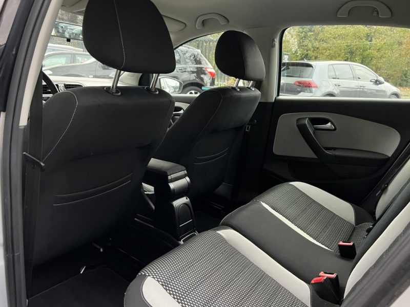 VOLKSWAGEN POLO 5 V CROSS POLO 1.4 85 Cv 5 PORTES REGULATEUR BLUETOOTH CRIT AIR 1