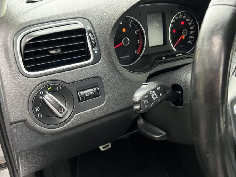 VOLKSWAGEN POLO 5 V CROSS POLO 1.4 85 Cv 5 PORTES REGULATEUR BLUETOOTH CRIT AIR 1