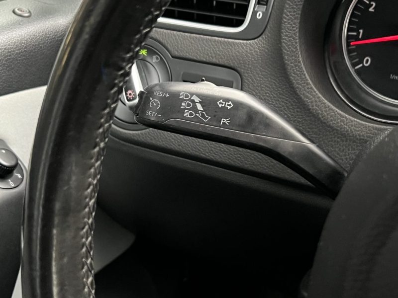 VOLKSWAGEN POLO 5 V CROSS POLO 1.4 85 Cv 5 PORTES REGULATEUR BLUETOOTH CRIT AIR 1