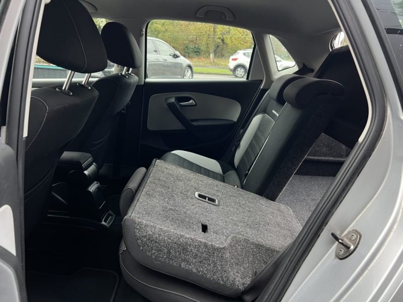 VOLKSWAGEN POLO 5 V CROSS POLO 1.4 85 Cv 5 PORTES REGULATEUR BLUETOOTH CRIT AIR 1