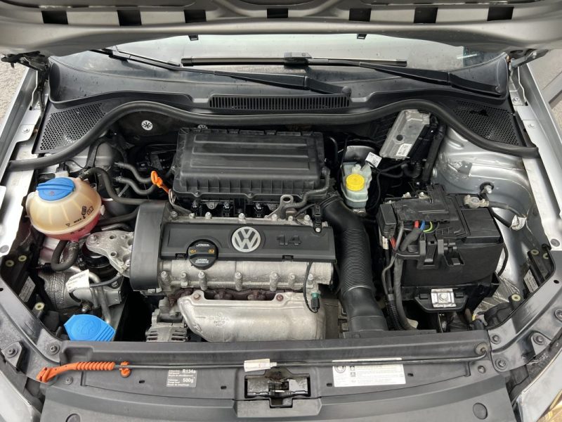 VOLKSWAGEN POLO 5 V CROSS POLO 1.4 85 Cv 5 PORTES REGULATEUR BLUETOOTH CRIT AIR 1