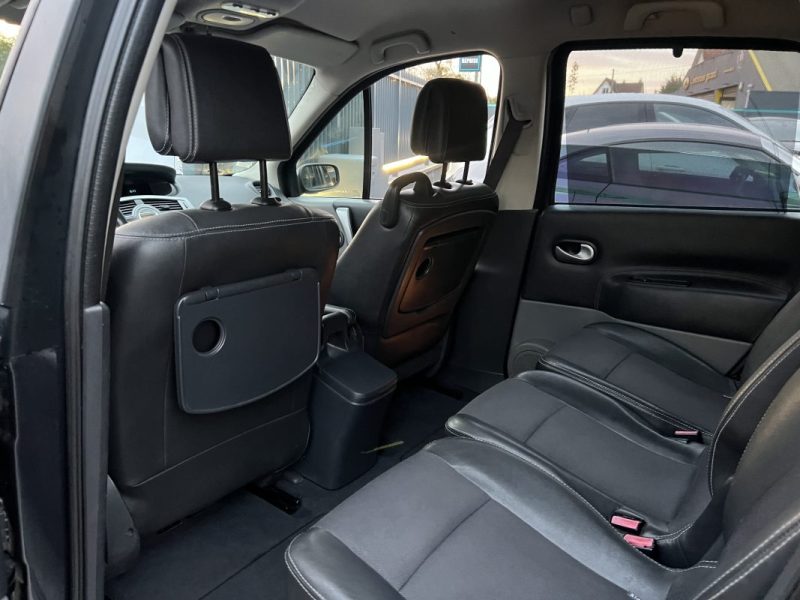 RENAULT SCENIC 2 II PHASE 2 1.9 DCI 120 Cv - FRAIS MECANIQUES A PREVOIR LIRE L ANNONCE