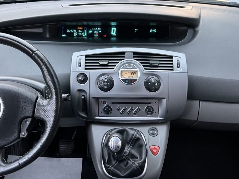 RENAULT SCENIC 2 II PHASE 2 1.9 DCI 120 Cv - FRAIS MECANIQUES A PREVOIR LIRE L ANNONCE