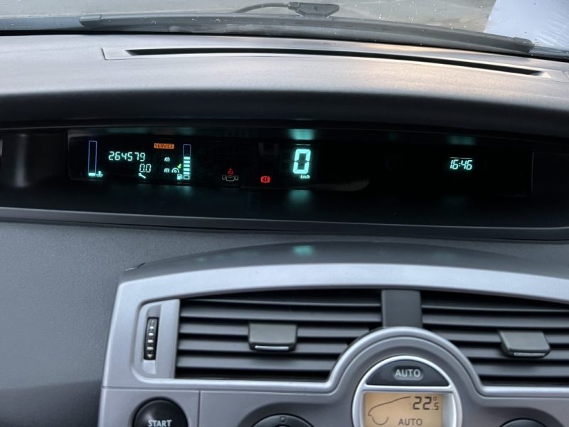 RENAULT SCENIC 2 II PHASE 2 1.9 DCI 120 Cv - FRAIS MECANIQUES A PREVOIR LIRE L ANNONCE