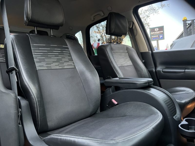 RENAULT SCENIC 2 II PHASE 2 1.9 DCI 120 Cv - FRAIS MECANIQUES A PREVOIR LIRE L ANNONCE