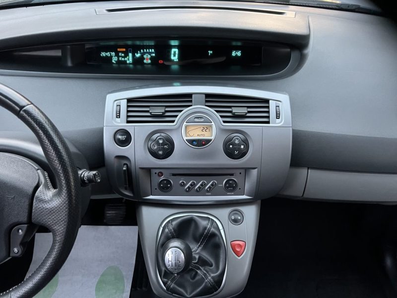 RENAULT SCENIC 2 II PHASE 2 1.9 DCI 120 Cv - FRAIS MECANIQUES A PREVOIR LIRE L ANNONCE