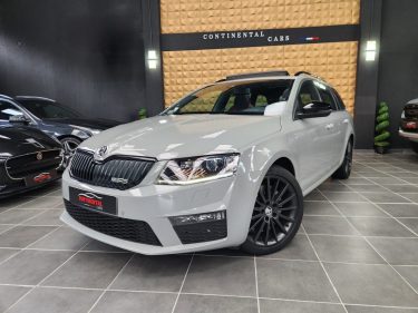 SKODA OCTAVIA COMBI 2.0 TSI 220 RS*CANTON*PANO*GPS*CUIR*