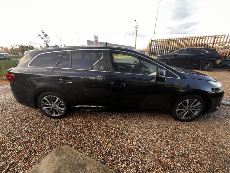 TOYOTA AVENSIS Touring Sports 1.6 D-4D 112cv  EXECUTIVE 06/2016