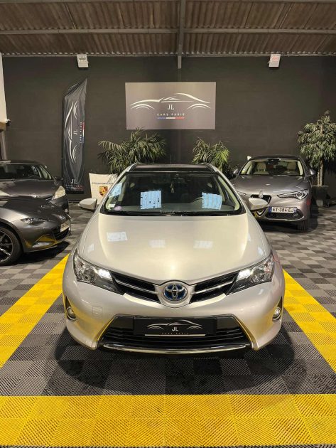 MAGNIFIQUE TOYOTA AURIS TOURING 136CH ( ATTELAGE, TOIT PANORAMIQUE)⭐️⭐️⭐️⭐️⭐️
