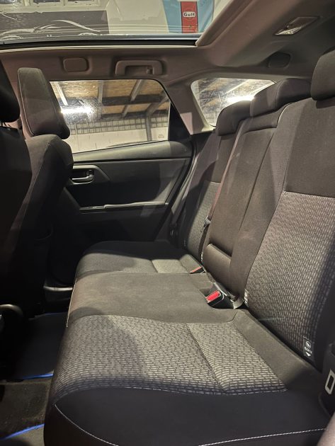 MAGNIFIQUE TOYOTA AURIS TOURING 136CH ( ATTELAGE, TOIT PANORAMIQUE)⭐️⭐️⭐️⭐️⭐️