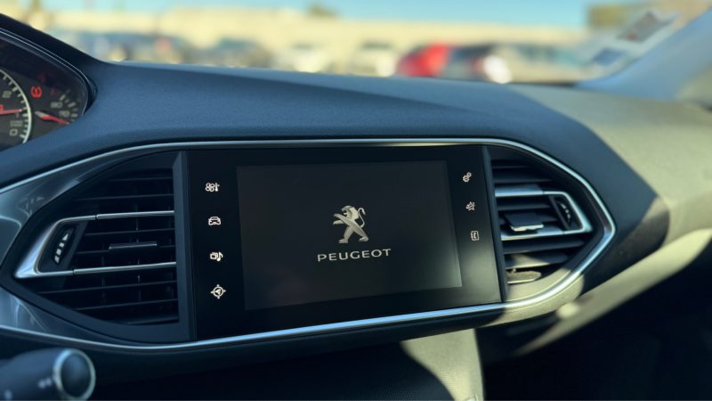 PEUGEOT 308 II 1.2 E THP 130CH ALLURE S&S 5P 2016