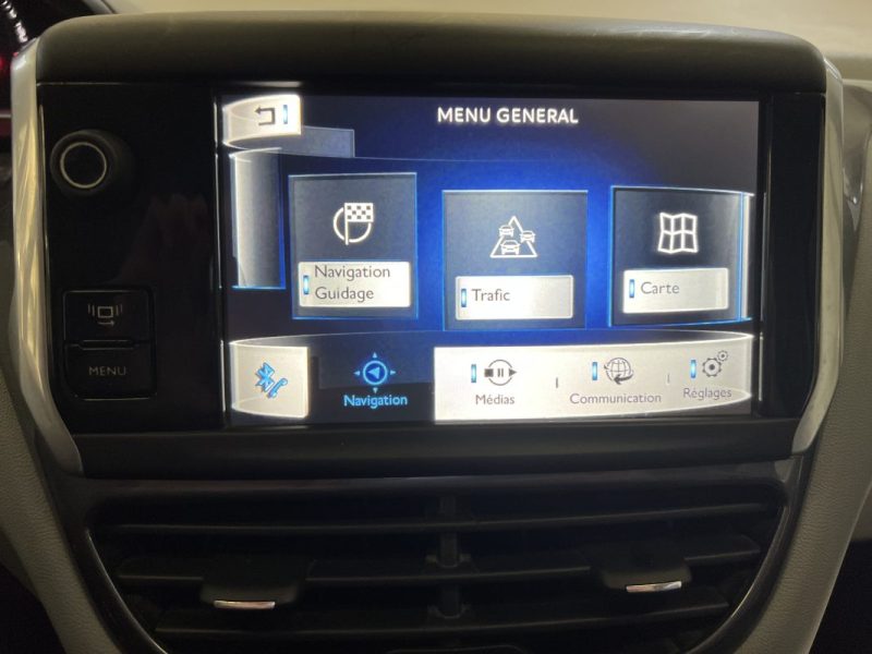 PEUGEOT 208 1.2 VTI ACTIVE 5P 82CH / DISTRIBUTION NEUVE 