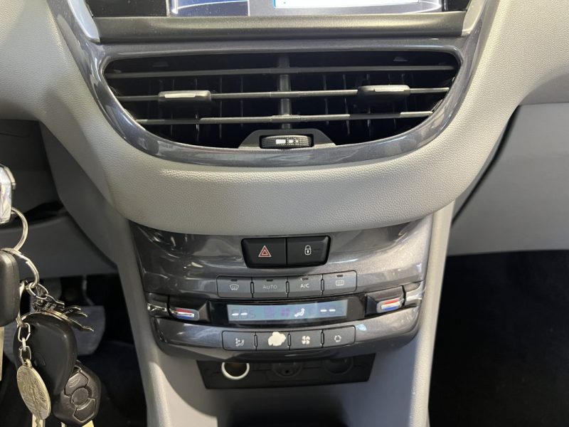 PEUGEOT 208 1.2 VTI ACTIVE 5P 82CH / DISTRIBUTION NEUVE 