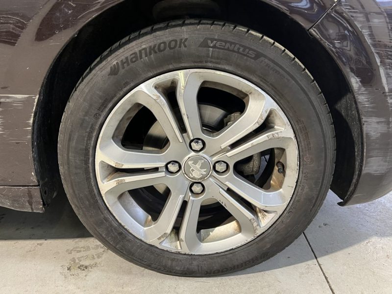 PEUGEOT 208 1.2 VTI ACTIVE 5P 82CH / DISTRIBUTION NEUVE 