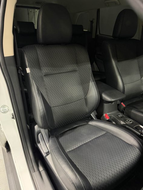 MITSUBISHI OUTLANDER 2.2 DI-D  DIAMANT EDITION 4WD 2015