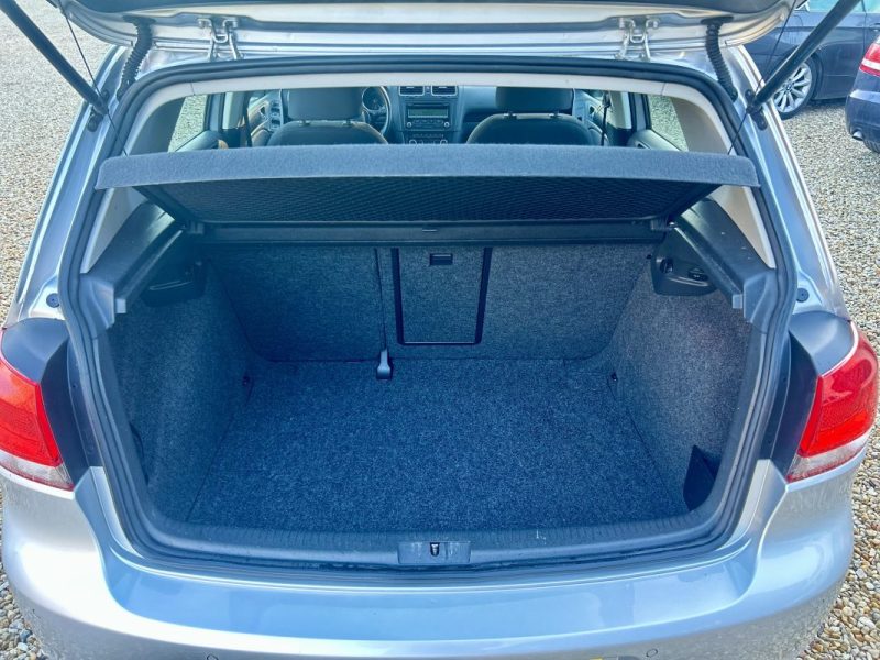 VOLKSWAGEN GOLF 1.6 TDI 105CH BLUEMOTION TECHNOLOGY CONFORTLINE 2011