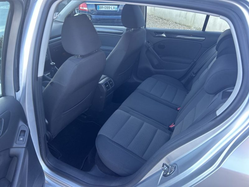 VOLKSWAGEN GOLF 1.6 TDI 105CH BLUEMOTION TECHNOLOGY CONFORTLINE 2011