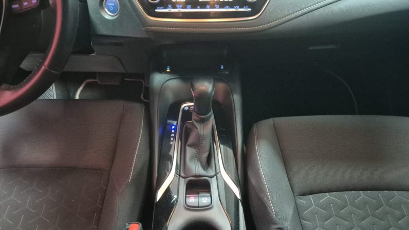 TOYOTA COROLLA TOURING SPORTS 122cv NOIR DYNAMIC BUSINESS/1 ERE MAIN/TVA RECUPERABLE