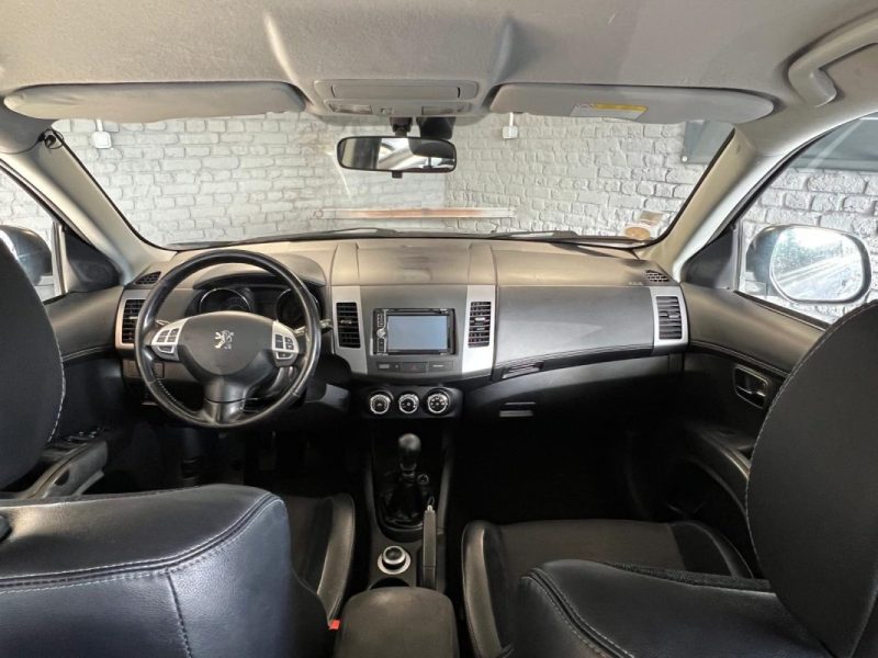 PEUGEOT 4007 (VU_, VV_) 2.2 HDI 16V 4WD 156 CV 7 PLACES 2010