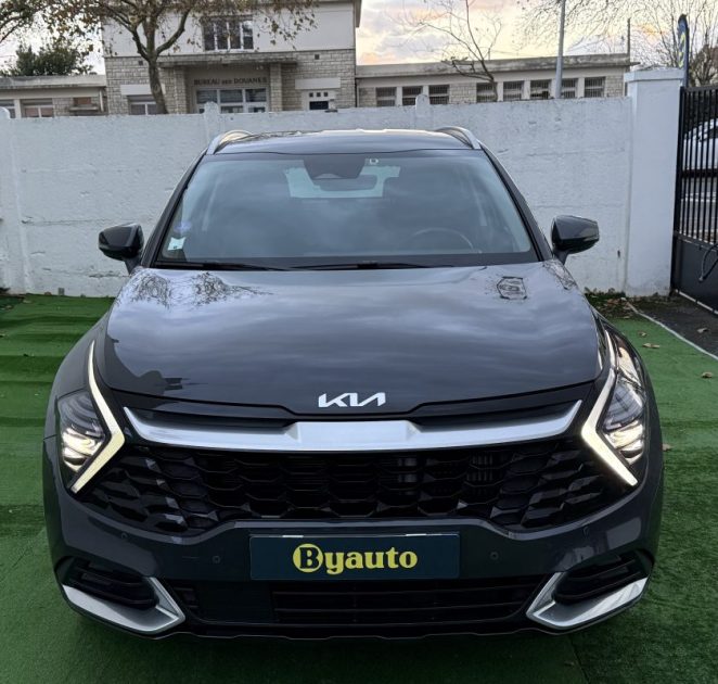 KIA SPORTAGE 1.6 T-GDI 265 CV 4WD PHEV HYBRIDE RECHARGEABLE  BUSINESS / ATTELAGE / GARANTIE 2030 
