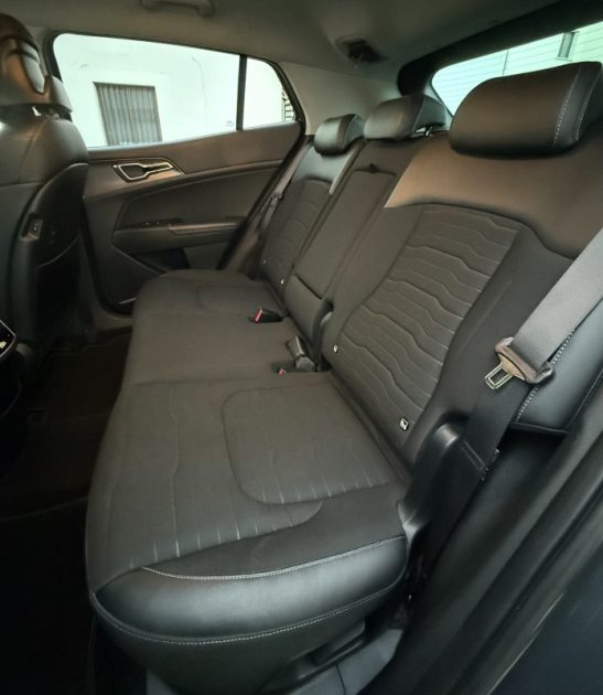 KIA SPORTAGE 1.6 T-GDI 265 CV 4WD PHEV HYBRIDE RECHARGEABLE  BUSINESS / ATTELAGE / GARANTIE 2030 