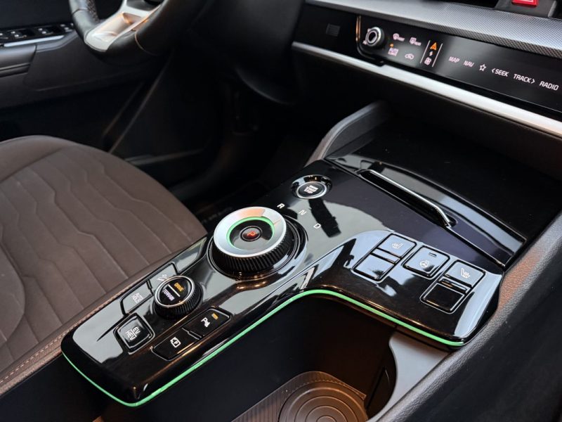 KIA SPORTAGE 1.6 T-GDI 265 CV 4WD PHEV HYBRIDE RECHARGEABLE  BUSINESS / ATTELAGE / GARANTIE 2030 