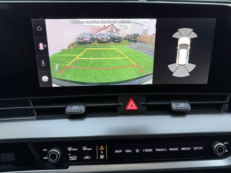 KIA SPORTAGE 1.6 T-GDI 265 CV 4WD PHEV HYBRIDE RECHARGEABLE  BUSINESS / ATTELAGE / GARANTIE 2030 