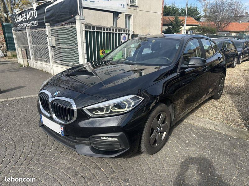 BMW SERIE 1  2021